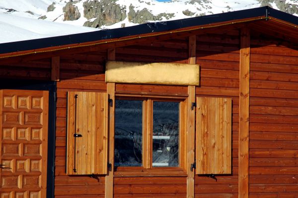 Cabin Window Repair